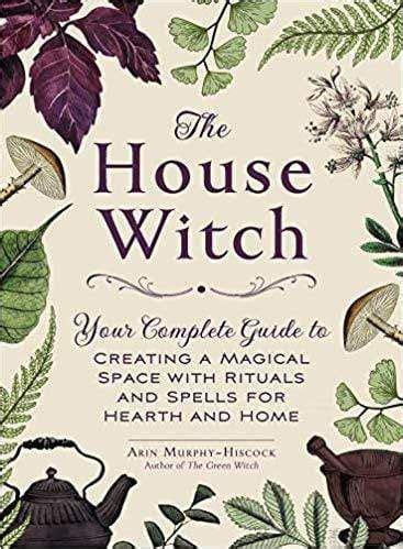 Arin Murphy's Guide to Green Magic: A Witch's Secrets Revealed
